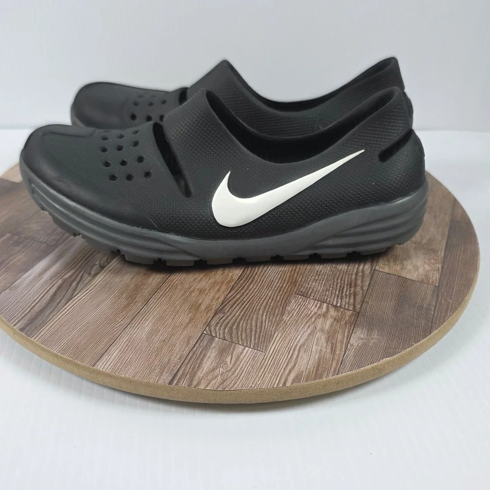 Nike Benassi Solarsoft Water Shoe Slide Sandals M7/W8 Black Walking Beach
